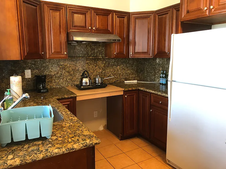 235 Monterey Blvd — Photo 3