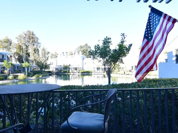 27 Waterway #5, Irvine, CA 92614