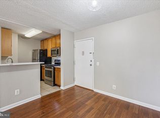 Eos Twenty-one, Alexandria, VA 22304