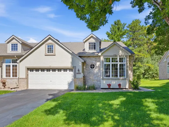 3771 Burgundy Dr, Eagan, MN 55122