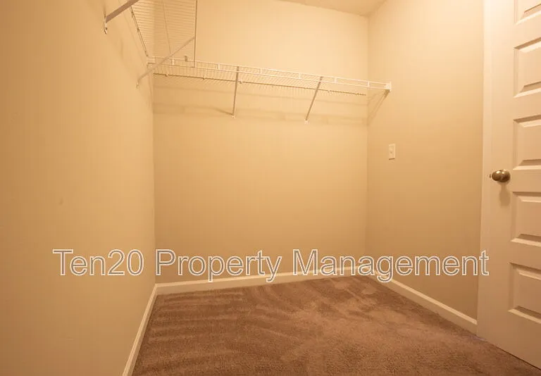 7272 Sorrel Dr — Photo 15