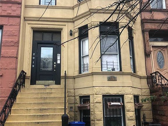 2nd image of 377 Mac Donough St