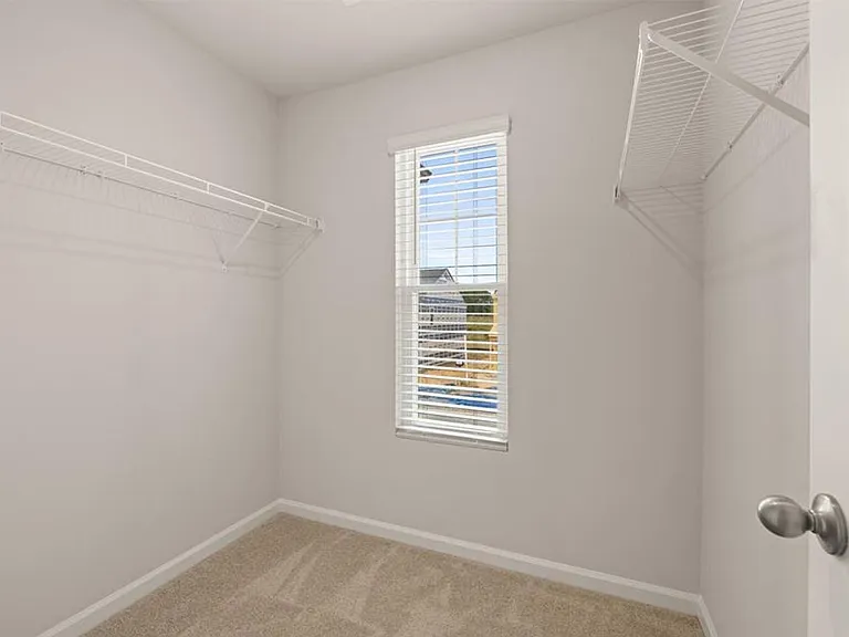 721 Grovebury Ct — Photo 2