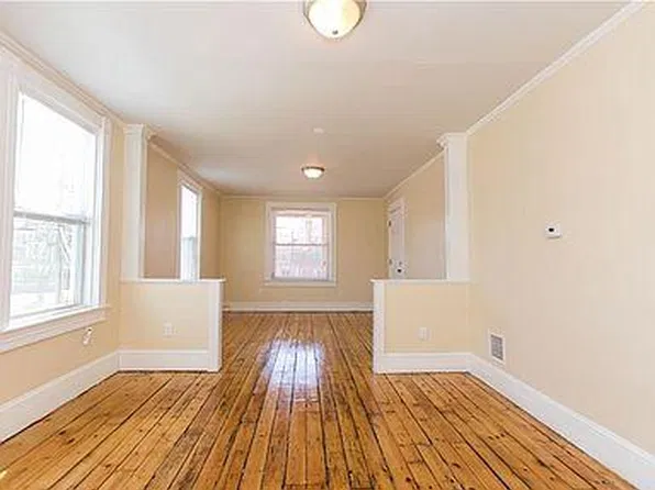 309 Summer St, Woonsocket, RI 02895