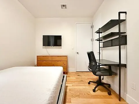 772 Jefferson Ave #1R-228