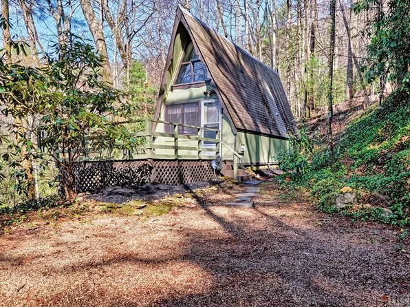 100 Owl Pine Lane, Highlands, NC 28474