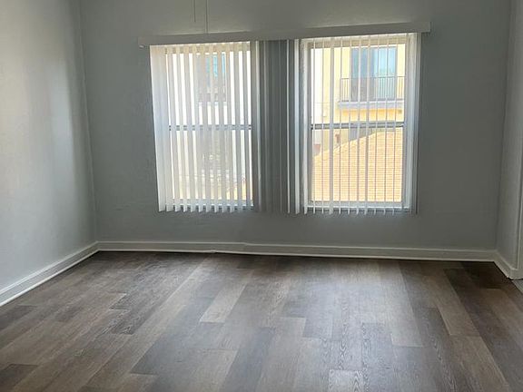 2nd image of 209 W Elk Ave APT 22