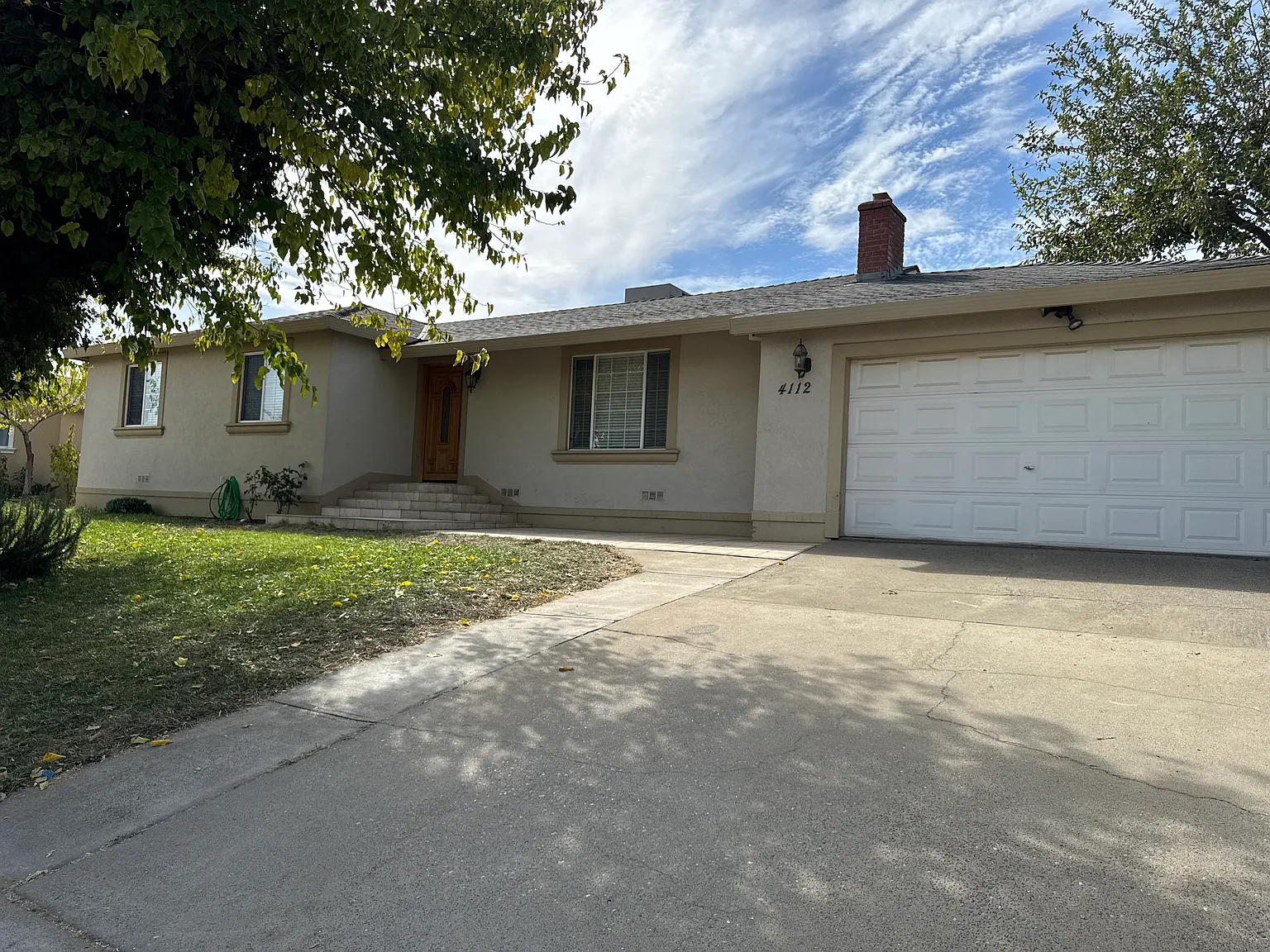 3 bed, 1296 sqft, $2,800 — Photo 2