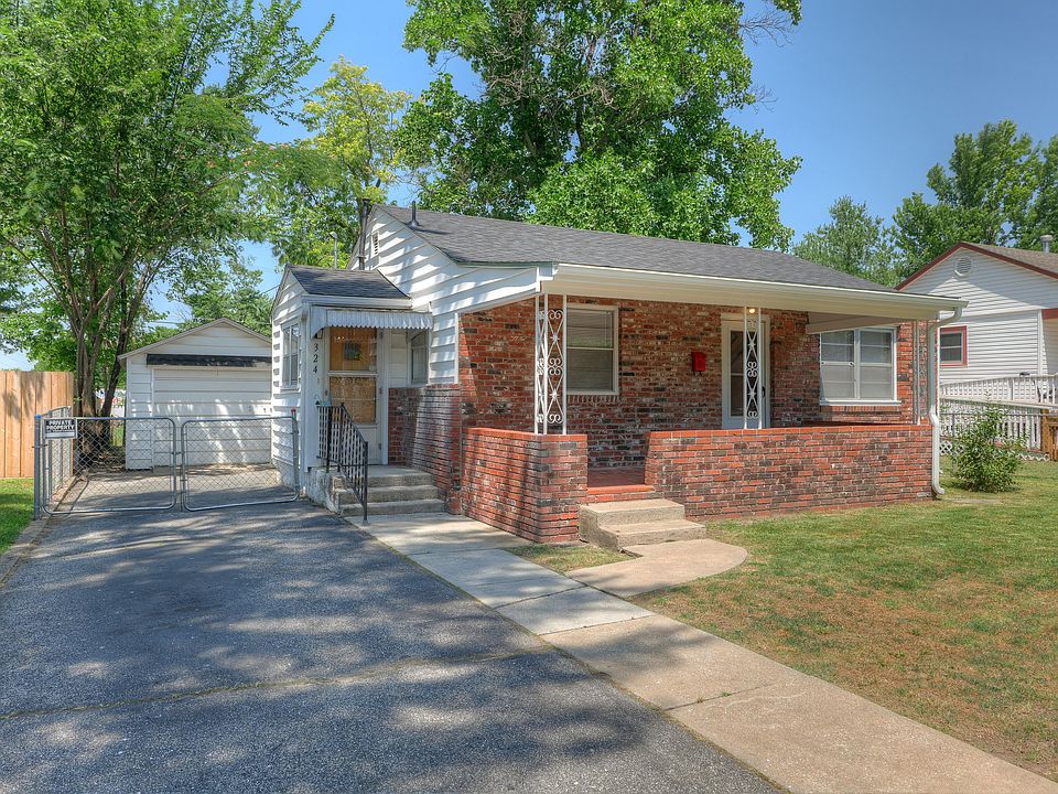 1st image of 324 S Highland Ave