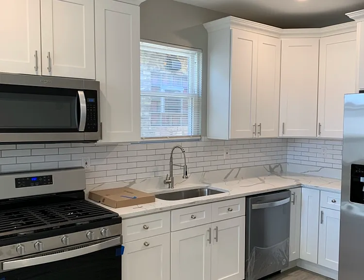 5305 W School St — Photo 2