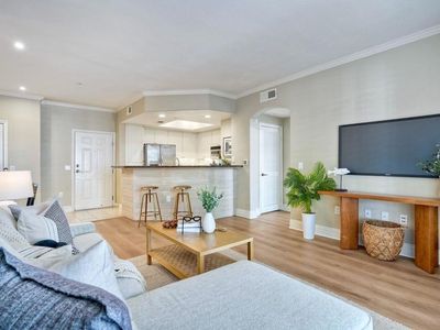 9263 Regents Rd, La Jolla, CA, 92037