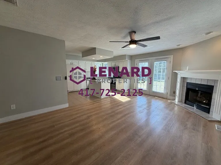 1504 W High Point Cir — Photo 4
