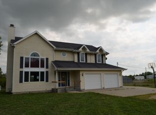 2103 NE 35th St, Topeka, KS 66617