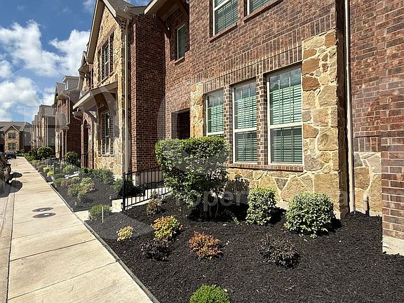 2nd image of 2141 Steer Creek Pl