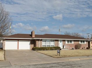 2016 Main Street Ter, Hays, KS 67601