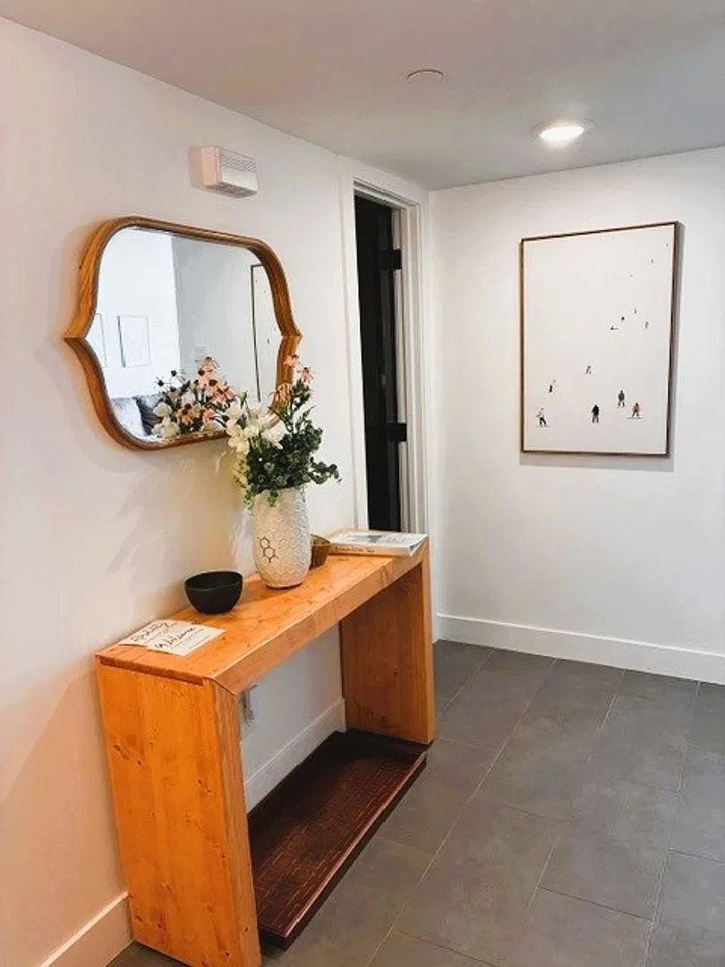 Winter Seasonal Rental- Lake Forest B104 — Photo 4