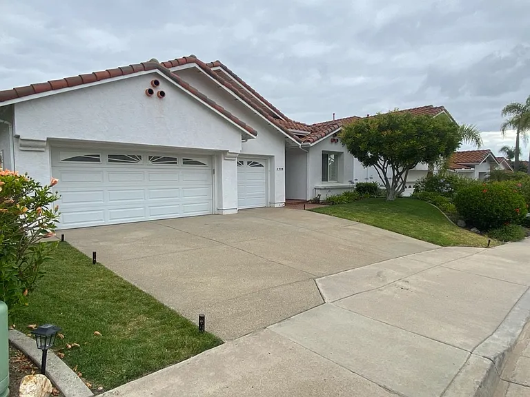 4926 Lassen Dr — Photo 2