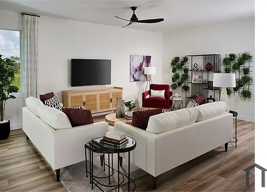 1209 Pampus Dr — Photo 3