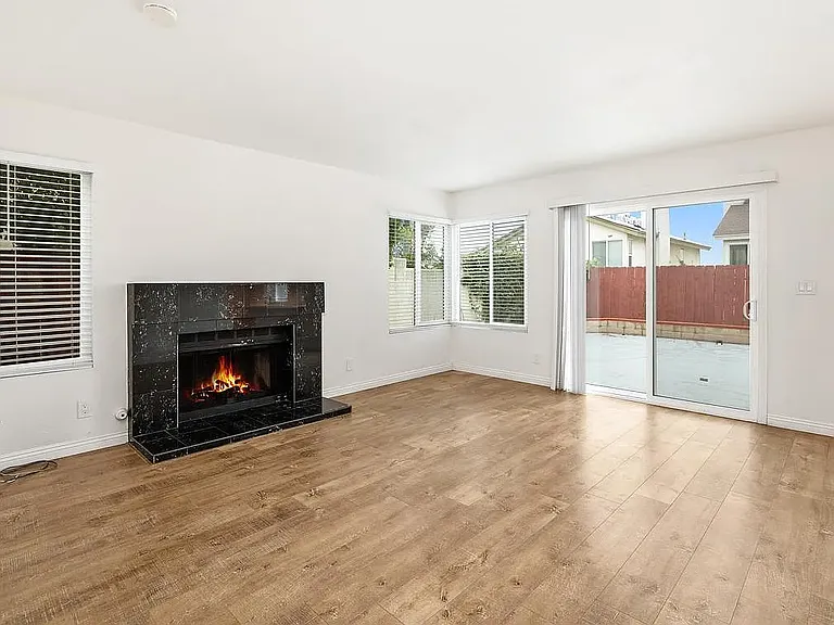 7898 Hemphill Dr — Photo 6