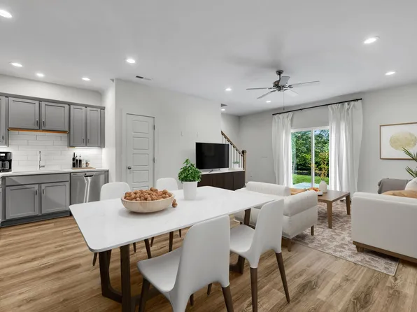 1004 9th St APT 5, Old Hickory, TN 37138