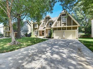 12913 Reeder St, Overland Park, KS 66213