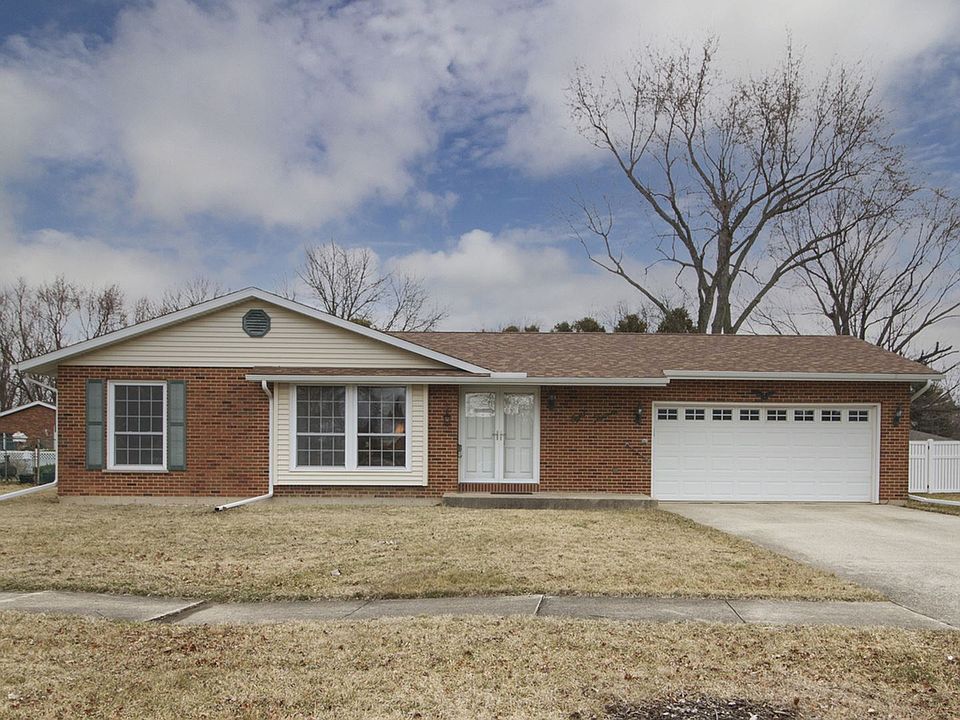 1st image of 813 W Louise Ln