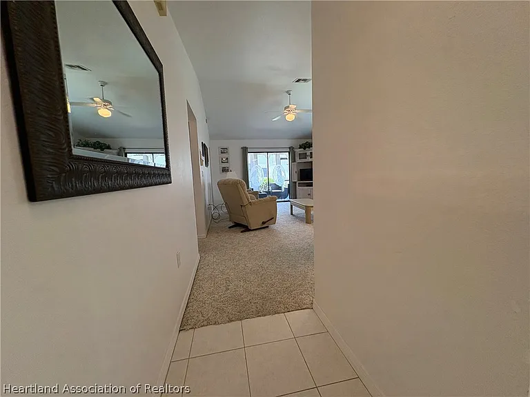 2103 Villaway E — Photo 4