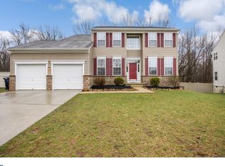 162 Maple Hill Dr, Swedesboro, NJ 08085