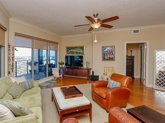 3rd image of 449 S 12th St Unit 2005