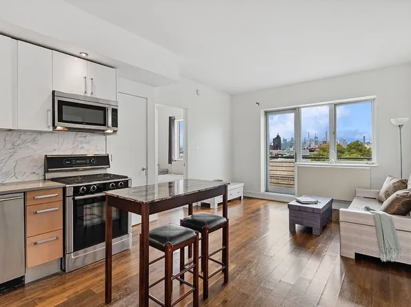100 Maspeth Ave APT 6F, Brooklyn, NY 11211