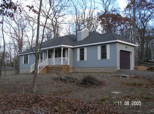 Larch Dr, Milford, PA 18337