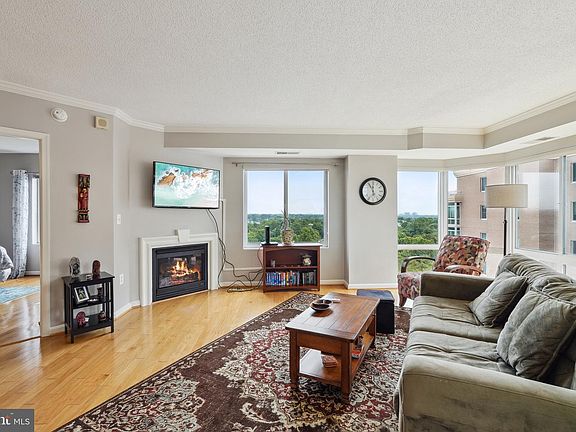 2nd image of 3101 Hampton Dr #1312