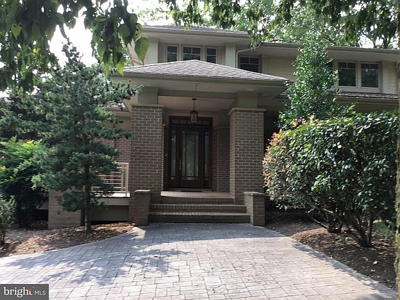 5th image of 18706 Briarwood Dr