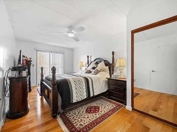 108-15 Sea View Avenue image 7 of 18