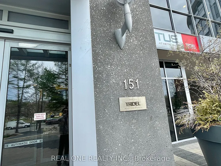 151 Village Green Sq #2509 — Photo 2