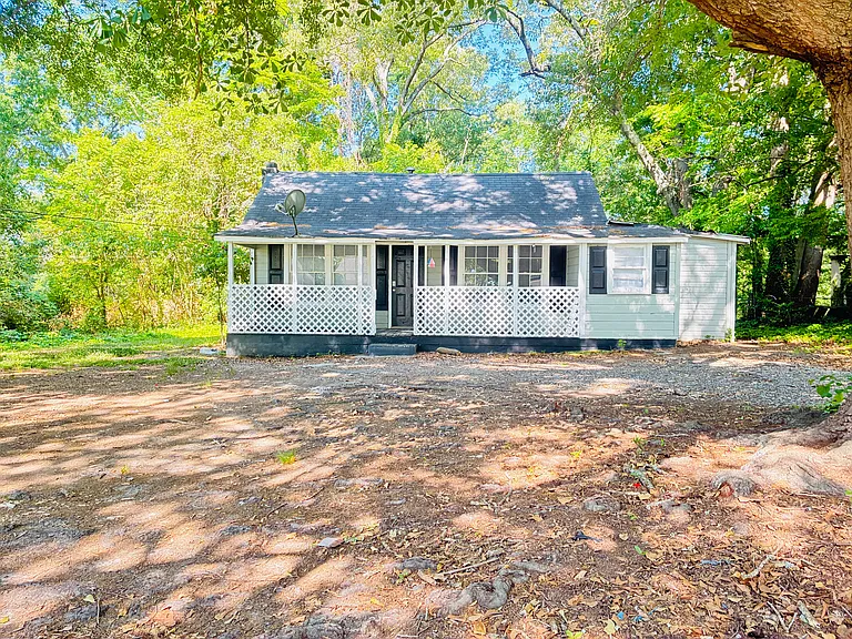 407 Digh St — Photo 3