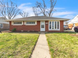 555 W Pine St, Griffith, IN 46319