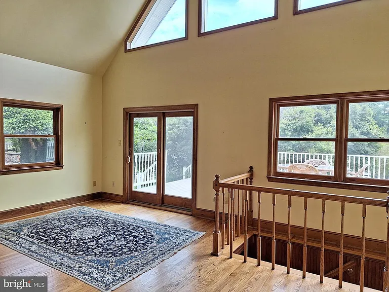 9078 Knoll Run Ln — Photo 14