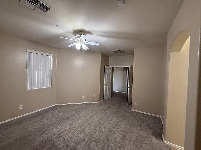 7711 S 68th Dr — Photo 11