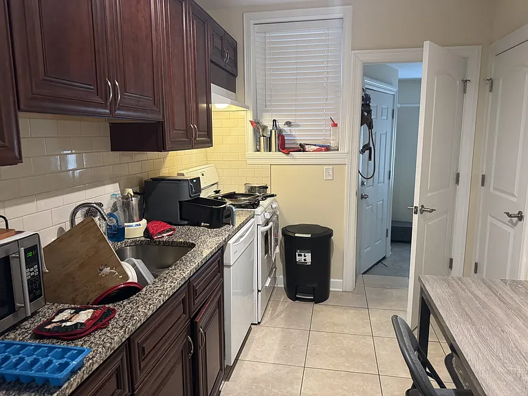 4948 N Christiana Ave — Photo 32