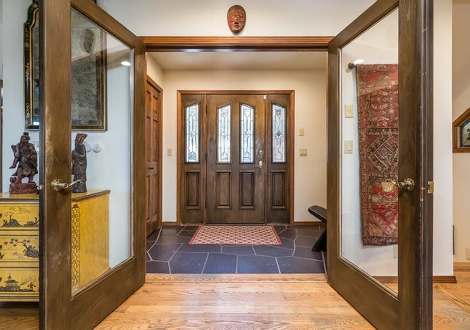 Awbrey Butte Elegance | Private Cascade Mountain Retreat — Photo 4