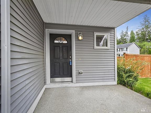 2nd image of 4413 Wigeon Ave SW