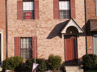 202 Troon Ct, Royersford, PA 19468
