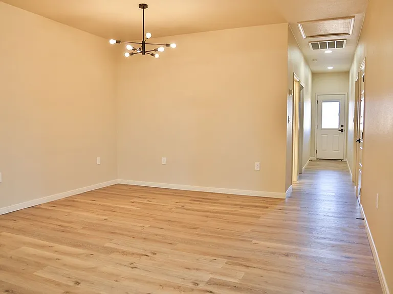 2109 Bryant St — Photo 10