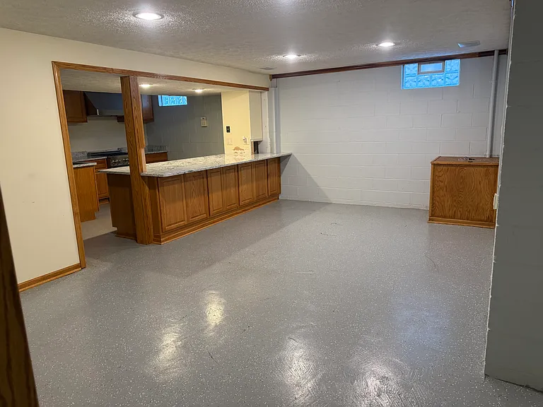 1900 Smoky Meadow Dr — Photo 15