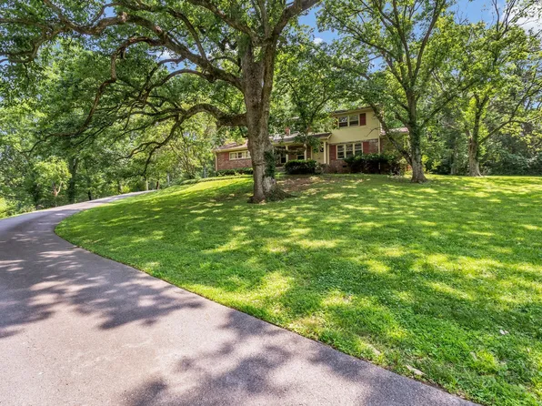 208 Vaughns Gap Rd, Nashville, TN 37205