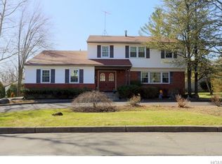 10 Amherst Rd, New City, NY 10956