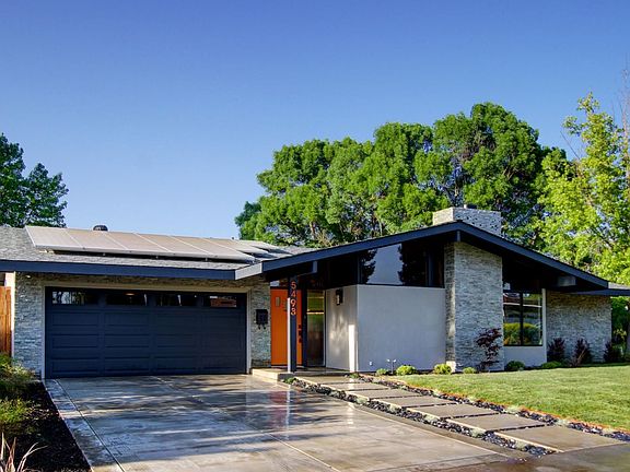 2nd image of 5493 Wildflower Cir