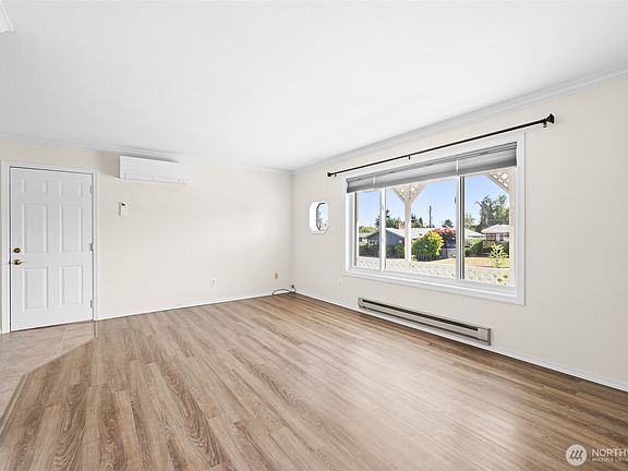 5th image of 2512 Columbus Avenue