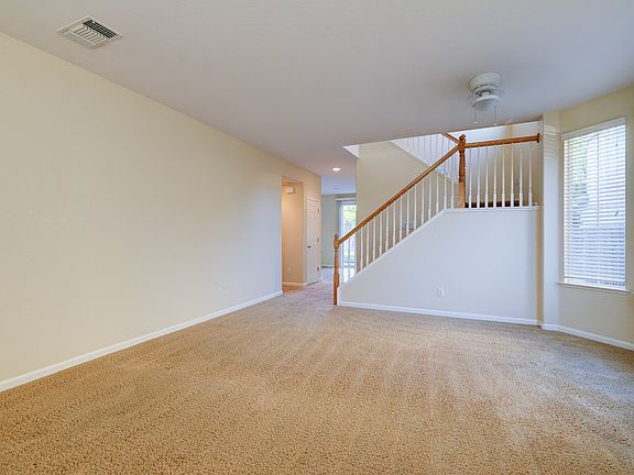 3rd image of 315 Dinis Cottage Ct